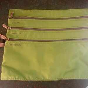 Rume Green Travel Pouch